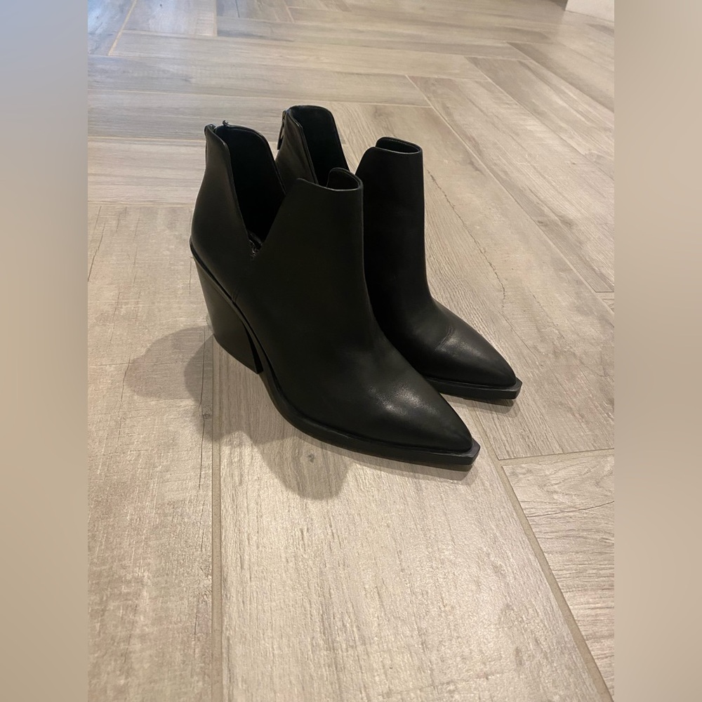 Vince Camuto high heels